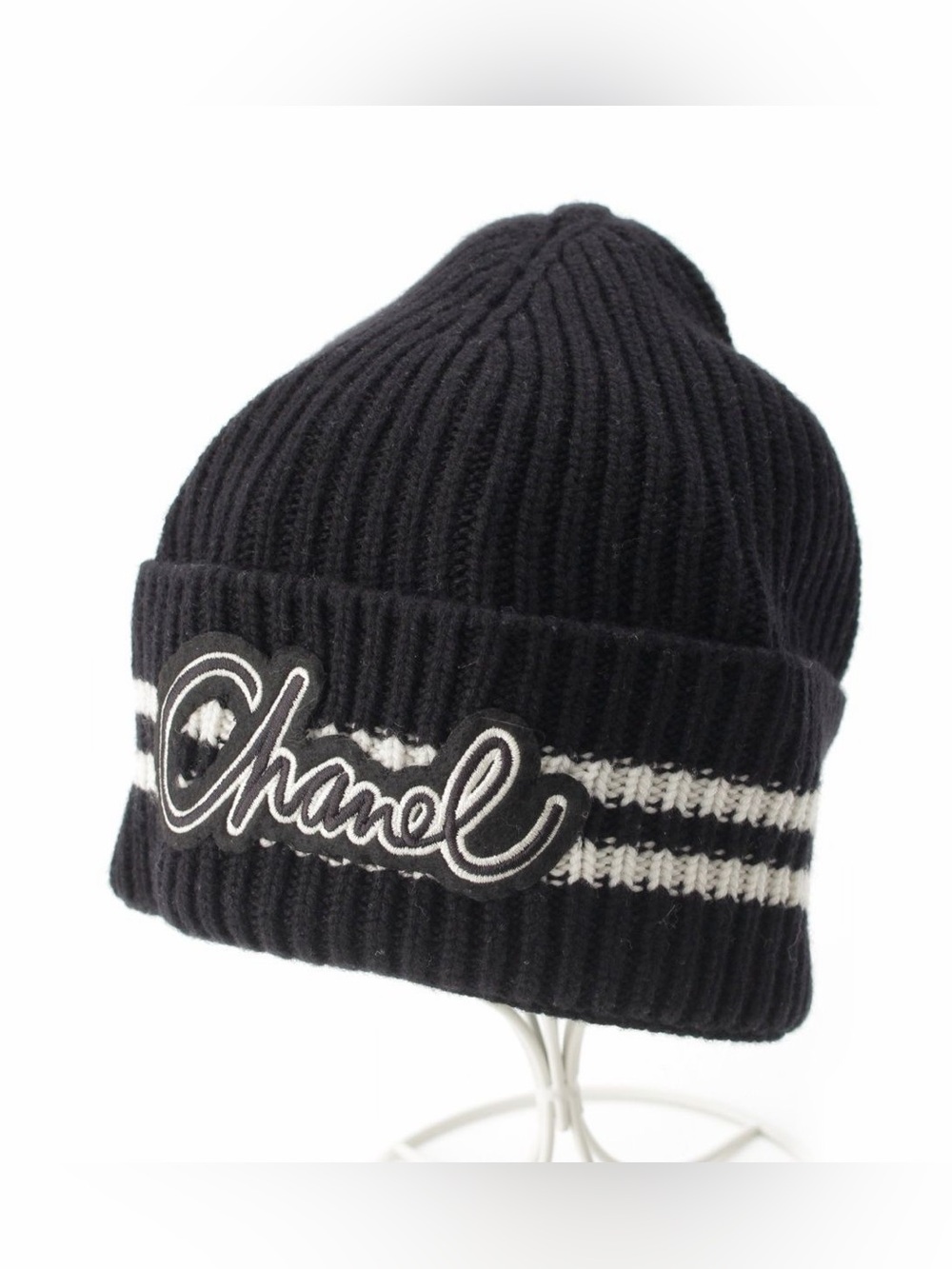 CHANEL Cashmere Black & White Ribbed Logo Beanie